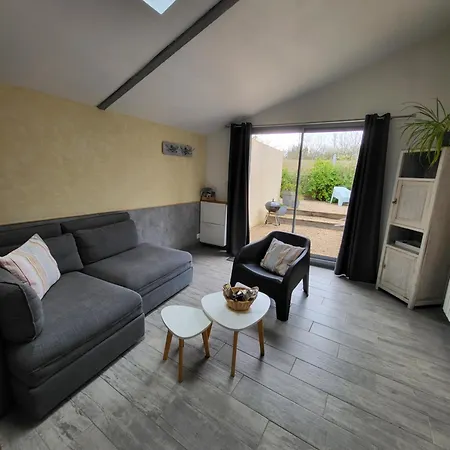 L'atelier, Dependance De Charme, Ste Mere Eglise Дом отдыха Сент-Мер-Эглиз