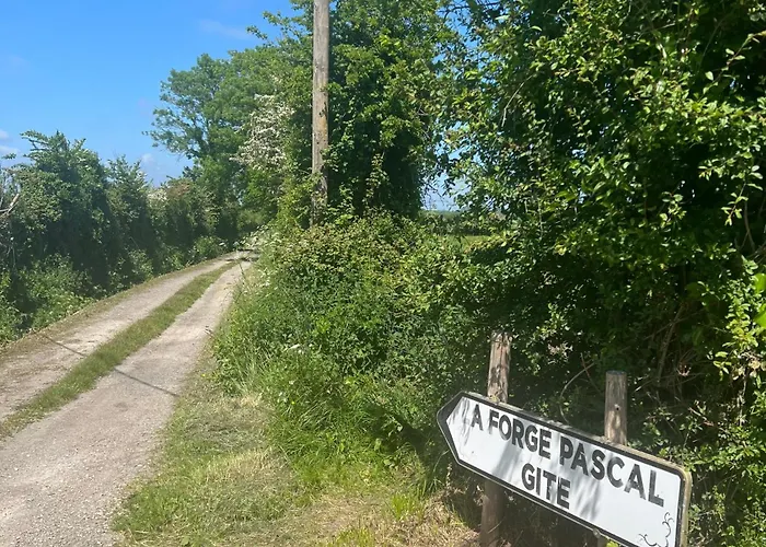 L'atelier, Dependance De Charme, Ste Mere Eglise بيت للعطل *