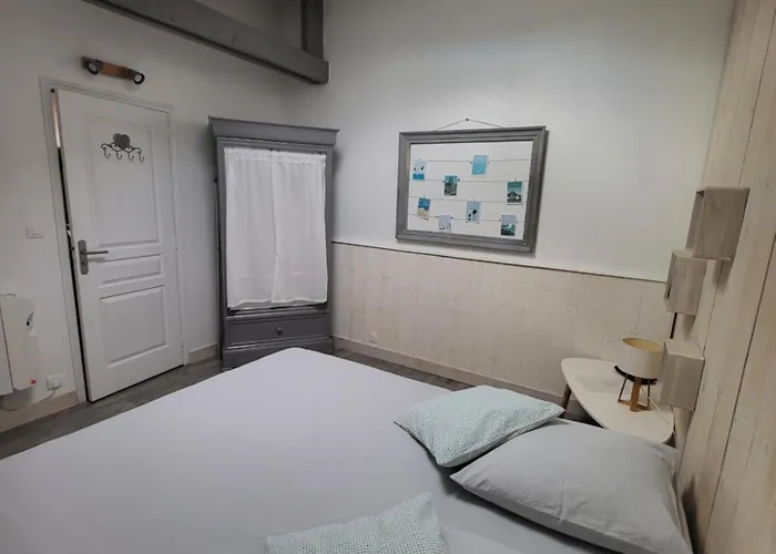 L'atelier, Dependance De Charme, Ste Mere Eglise * Sainte-Mère-Église